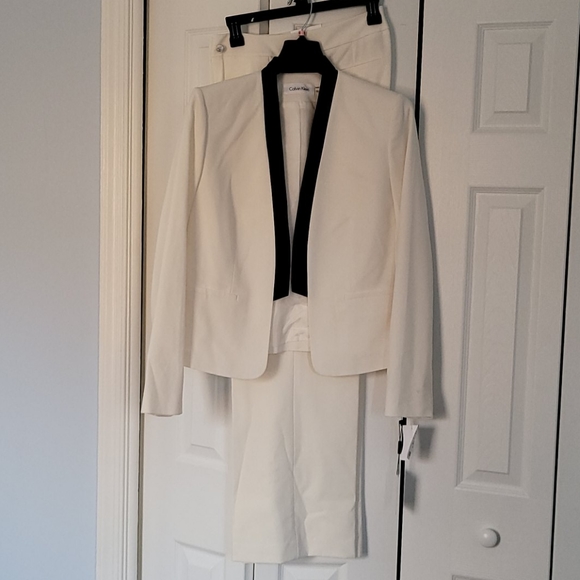 Calvin Klein suit tuxedo - Picture 1 of 7
